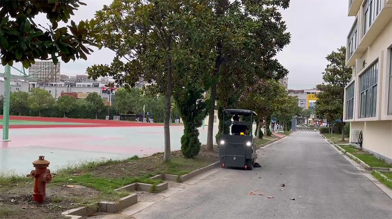 掃地車如何規范操作 掃地車如何規范操作